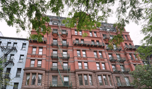 Fotografie Brooklyn Heights, New York City, Victorian apartment building with external fire