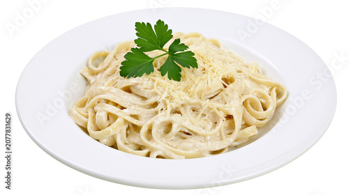 Photos Fettuccine Alfredo pasta with grated cheese and parsley garnish
