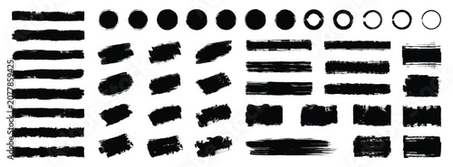 Cuadro en lienzo ISet of grunge vector brush strokes with a banner for graphic background decoration