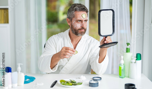 Konstfotografi Facial mask of cucumber