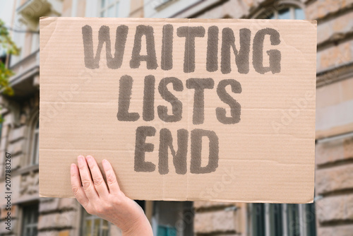 Obraz na plátně "Waiting lists end" The backlog for affordable housing seems endless