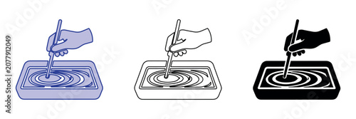 Φωτογραφία Hand stirring liquid in a tray creating concentric ripples and waves