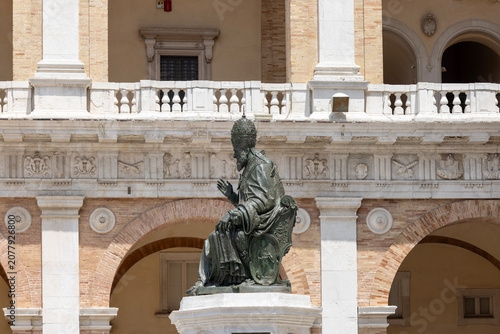 Bronze statue of Pope Sixtus V on courtyard of 16th century Basilica of the Holy House in Loreto, Italy