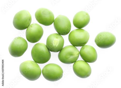 Fotografie Many fresh green peas isolated on white, top view