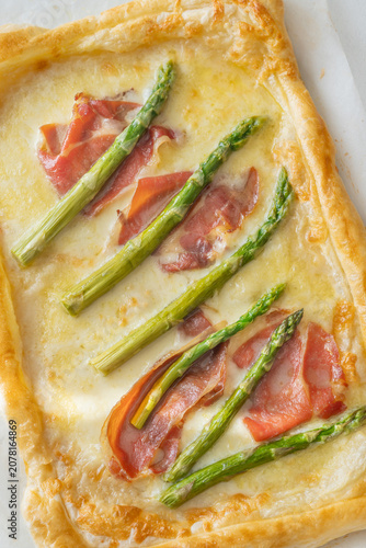 Golden Puff Pastry With Mozzarella Asparagus And Prosciutto Fresh Gourmet Brunch Delight

Description (14 words)