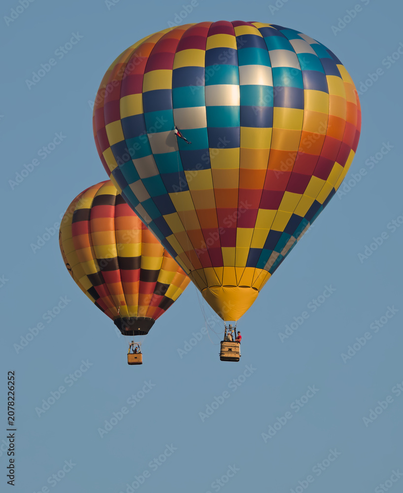 Fototapeta premium Hot Air Balloons Fly Together Closely