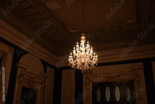 Canvas Print old fashioned lamp