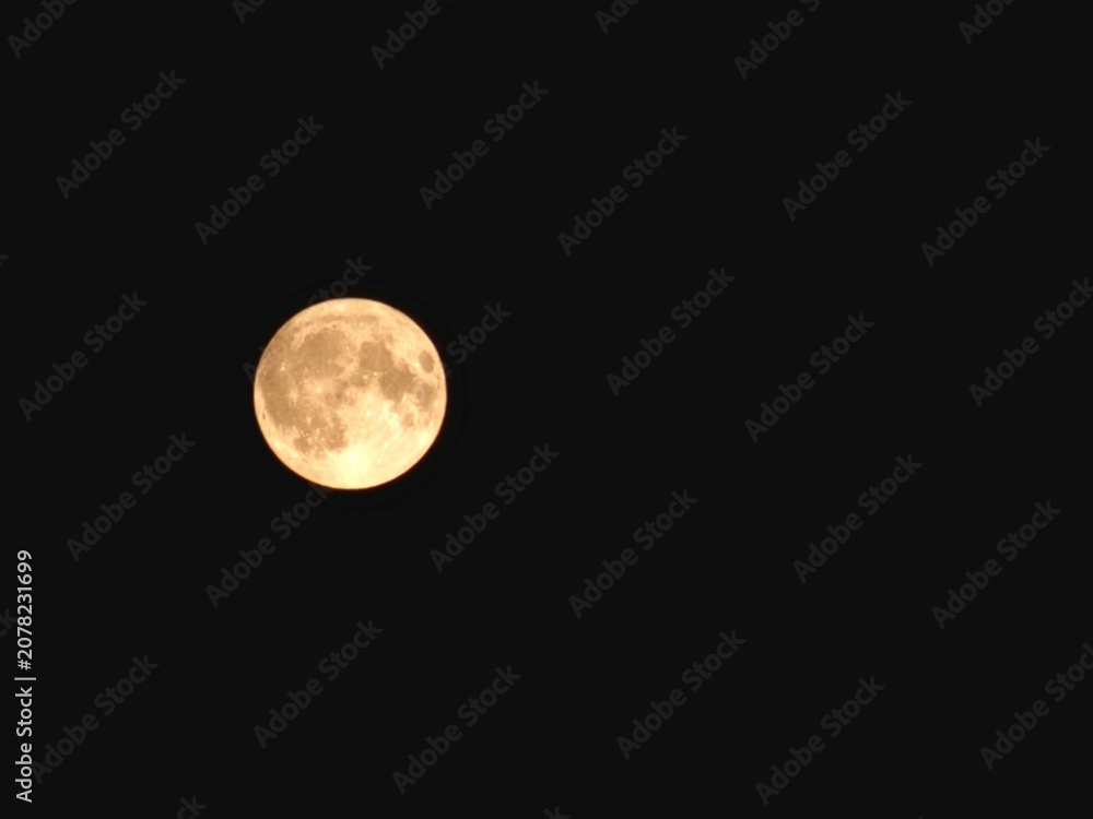 Obraz premium full moon in the night sky