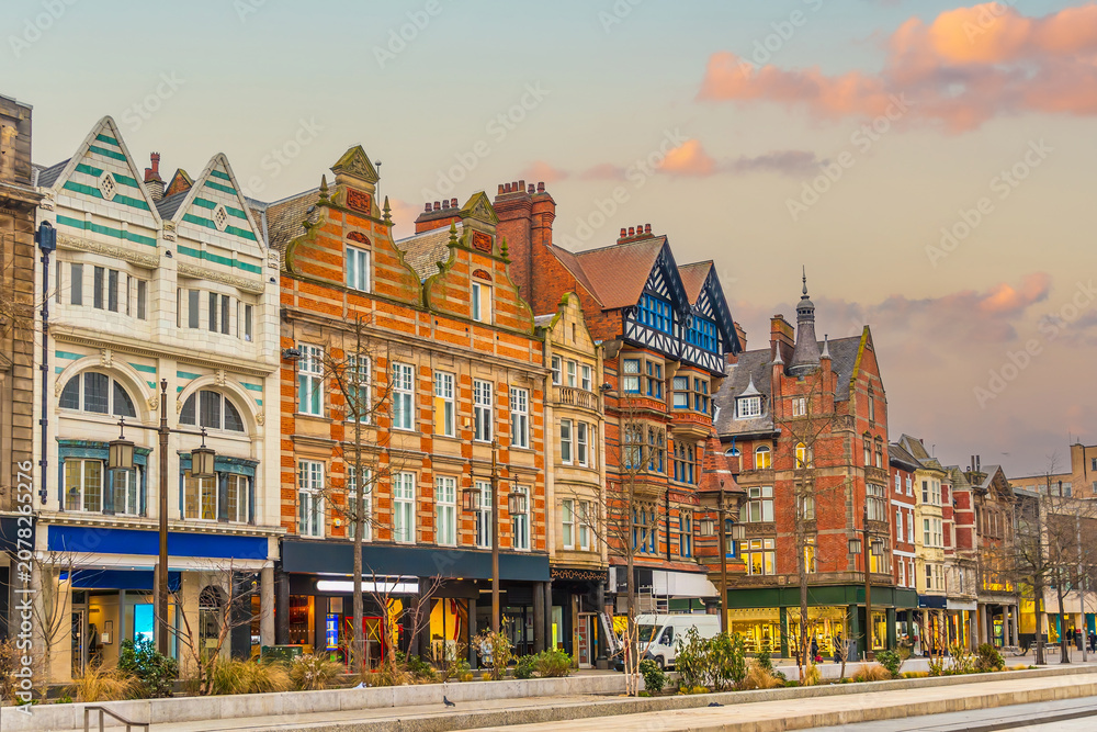 Fototapeta premium Downtown Nottingham city skyline at Old Market Square, cityscape of England