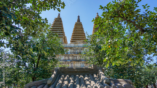 Foto Wuta Temple Stone Pagodas Beijing - Historic Carved Architecture