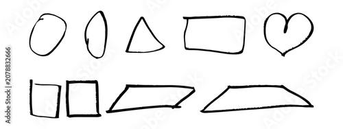 Obraz na plátně Grunge circles squares triangle heart set Hand drawn encircle round and rectangl