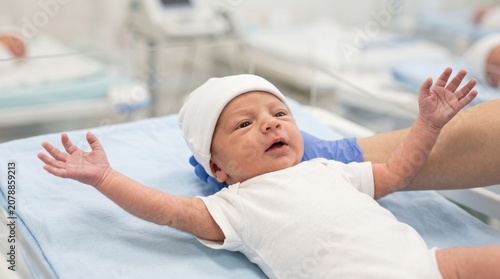 Moro Reflex Examination in Newborn Developmental Assessment