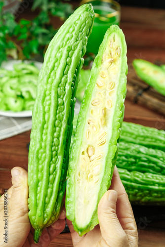 Canvastavla Fresh Bitter Melon Jinlizhi from Shandong Weifang Province China - Tender Asian