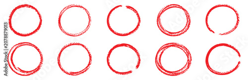 Fotografía Set of ten hand-drawn imperfect red crayon circles arranged in two rows on a clean white background