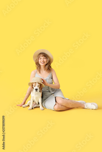 Young woman in casual attir...