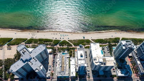 Εκτύπωση καμβά Aerial view of Miami Beach coastline with oceanfront condo buildings