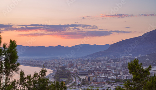 Cuadro en lienzo Mediterranean Coastline View from Utopia World Hotel in Turkey