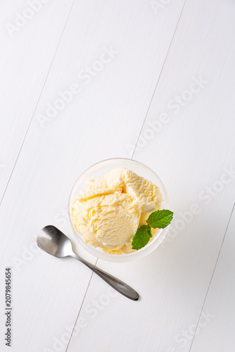バニラアイスクリーム