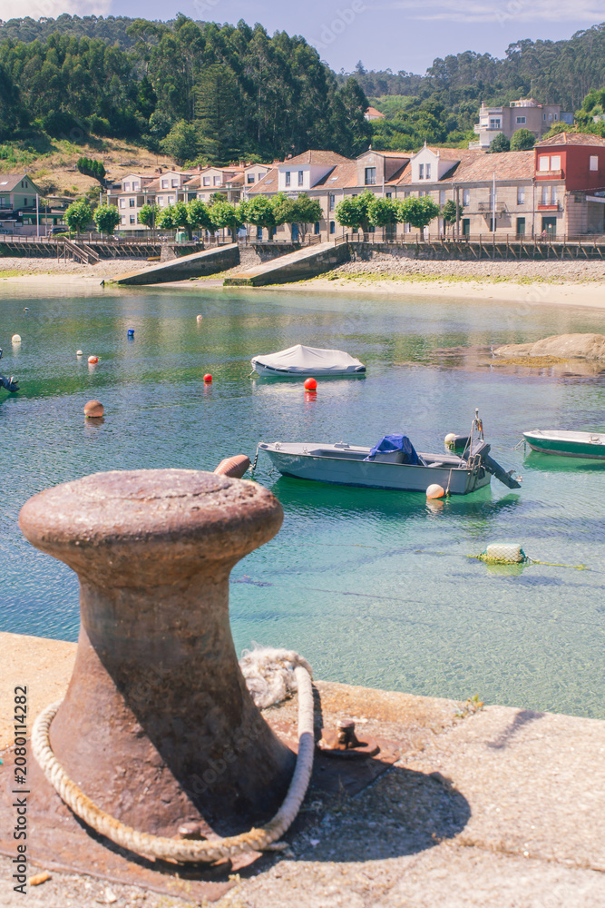 Fototapeta premium fishing village, Beluso, Galicia, Spain