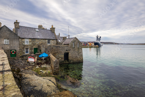 Tableau sur toile The Lodberrie in Lerwick auf Shetland