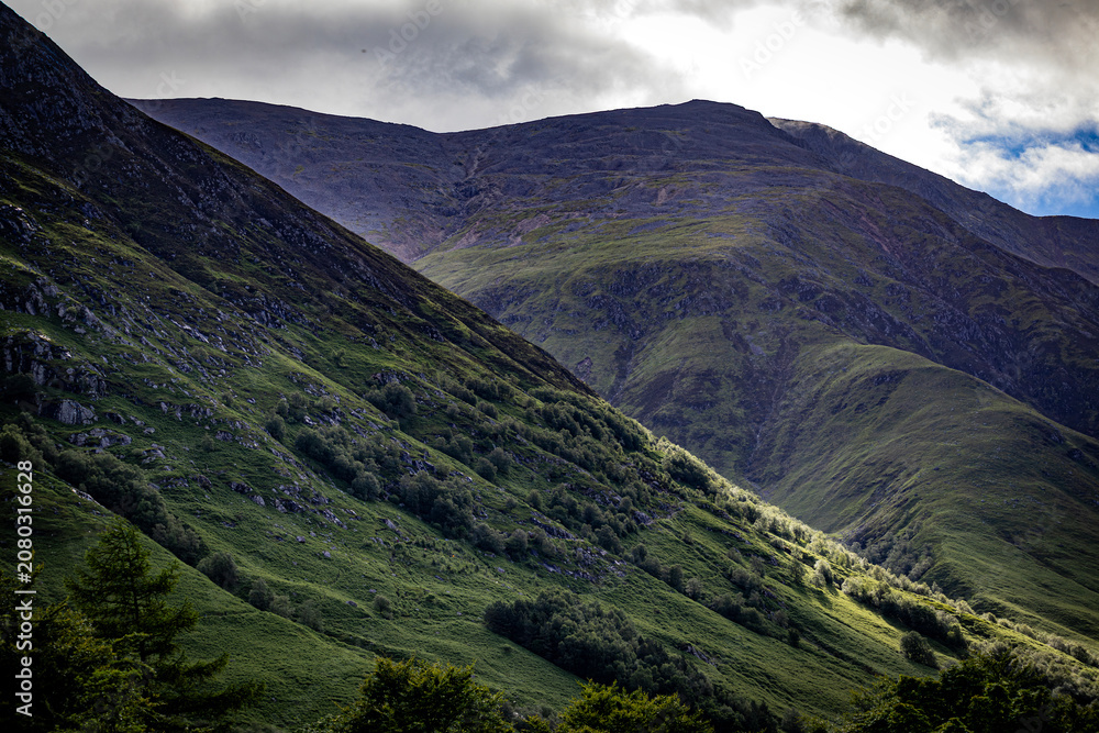 Fototapeta premium Ben Nevis.The path to the mountain peak.