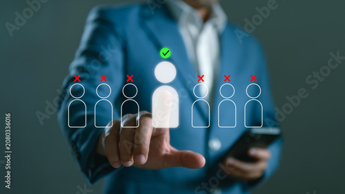 Foto Business professional selecting qualified candidate through digital recruitment system