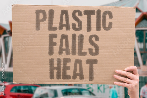 Foto "Plastic fails heat" Synthetics are unable to withstand high temperatures