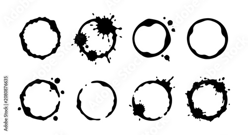 Tableau sur toile Grunge coffee stain rings, black ink splatters vector set, dirty cup ring marks