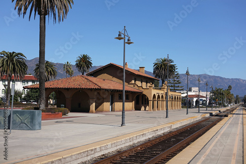 Konstfotografi Santa Barbara, California, USA - Wide View of the Historic Santa Barbara Train S