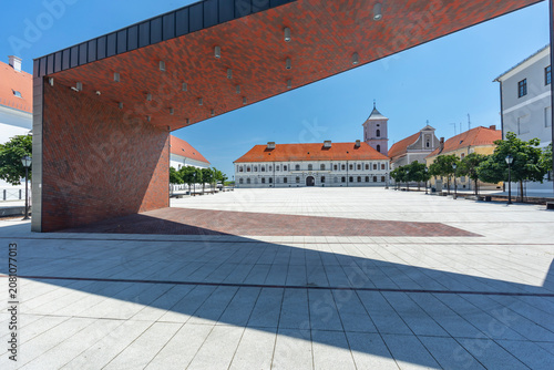 Foto Osijek Trg Vatroslava Lisinskog architecture framing Tvrda square
