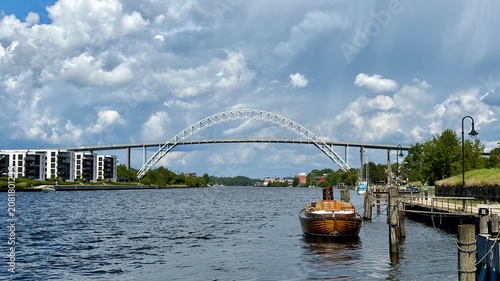 Принти на полотні Fredrikstad Bridge spanning Glomma River with boats