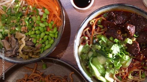 Plats asiatique dans un restaurant