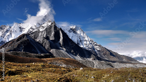 Tablou pe pânză Mount Everest Sagarmatha National Park Ama Dablam in Himalayas Nepal