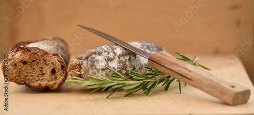 Canvastavla Saucisson sec et baguette campagnarde