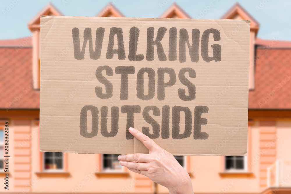 Φωτογραφία "Walking stops outside" No one ventures out by foot