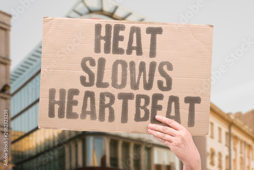 Fotografía "Heat slows heartbeat" Cardiac rhythm becomes sluggish