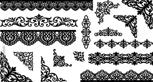 Cuadro en lienzo Vintage baroque ornament set with elegant black lace borders filigree corners an