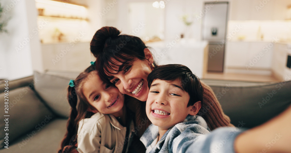 Obraz premium Selfie, smile and portrait of mother with children on sofa in home with bonding, love and relax. Happy, care and mom with kids for photography picture with connection together in living room at house