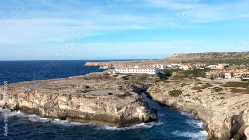 MENORCA ISLA ESPAÑOLA DE AGUAS TURQUESAS, PLAYAS VIRGENES Y GRAN RIQUEZA HISTORICA
