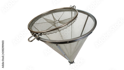 Photos Metallic stainless steel conical mesh strainer utensil isolated on a transparent