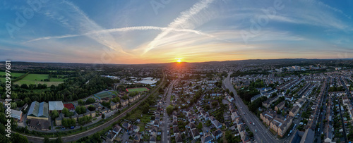 Obraz na plátně 180° Panoramic Aerial Drone Shot of Cardiff Cityscape Featuring North Road, Rive