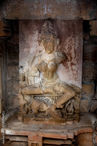buddha statue in wat phra si sanphet
