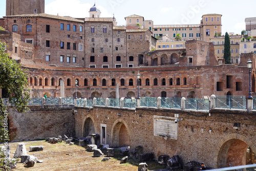 Obraz na plátne Panoramic View of Trajan's Market and Ancient Roman Ruins in Rome, Italy