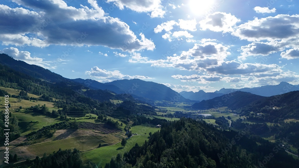 Fototapeta premium Berglandschaft um das steirische Ennstal