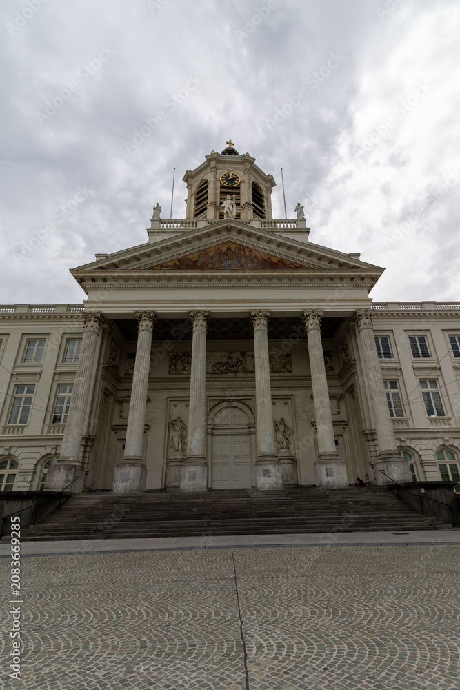 Fototapeta premium Neoclassical Facade of Saint Jacques-sur-Coudenberg Church in Brussels