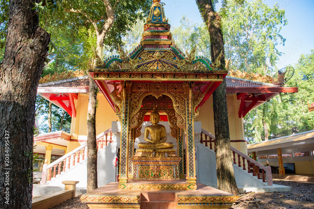 Fototapeta premium THAILAND CHANTHABURI CITY WAT SUAN MAMUANG