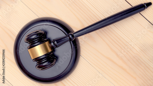 Obraz na plátně wooden judge gavel and soundboard on background. Top View