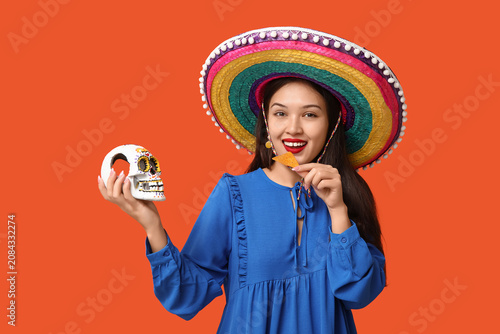 Portrait of young woman wit...