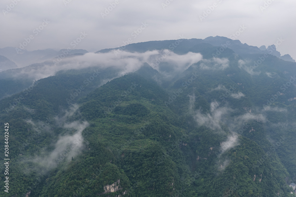 Obraz premium Scenery along the G348 tourist highway in Yichang, Hubei, China