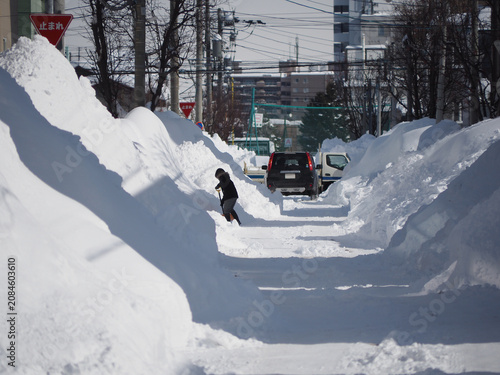 大雪の道路